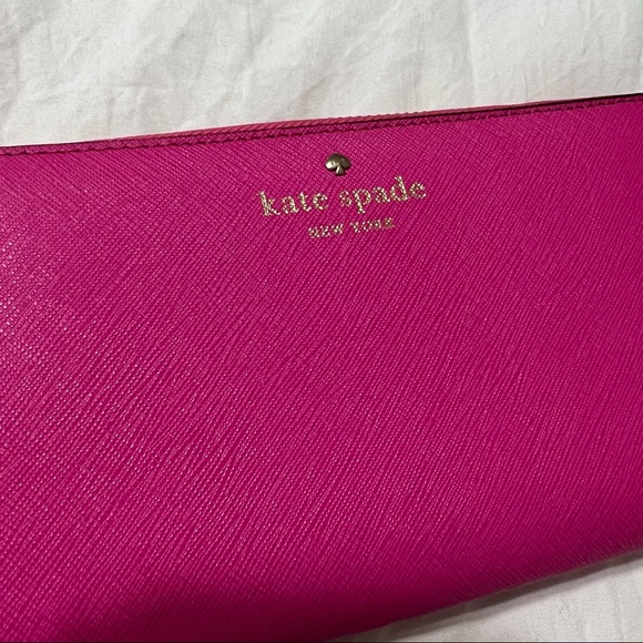 Kate Spade Wallet - Picture 8 of 8